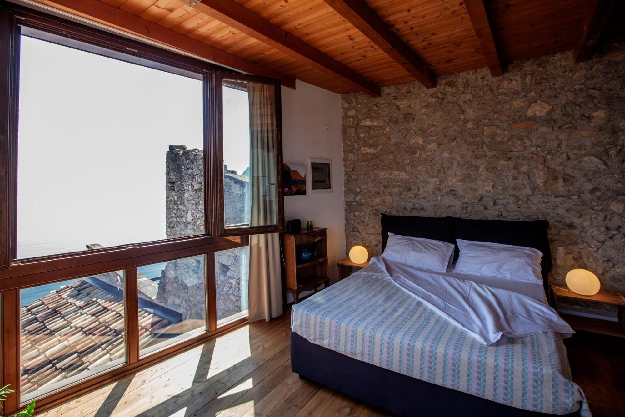 Pra De La Fam B&B Tignale Habitación foto